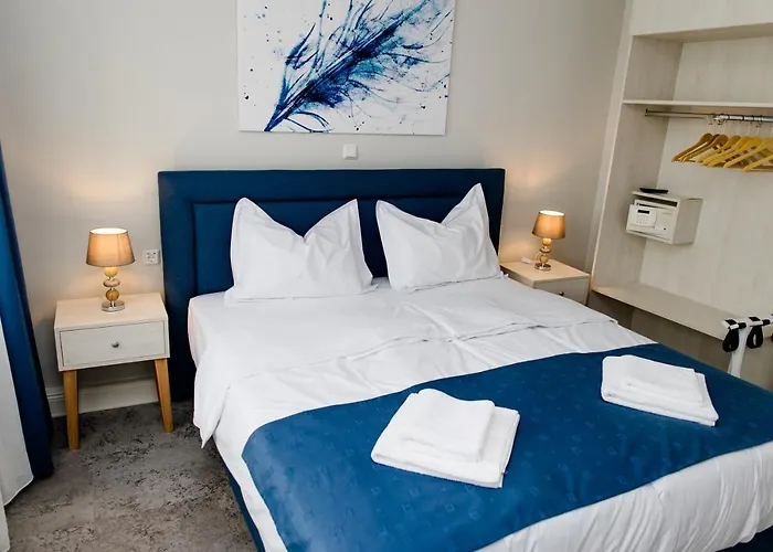 Aneton Garni Hotel